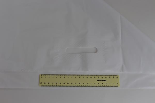 Пакет ПВД белый, с вырубной ручкой 70*60 70мкм, активированный, для шелкографии.5678/04-190
